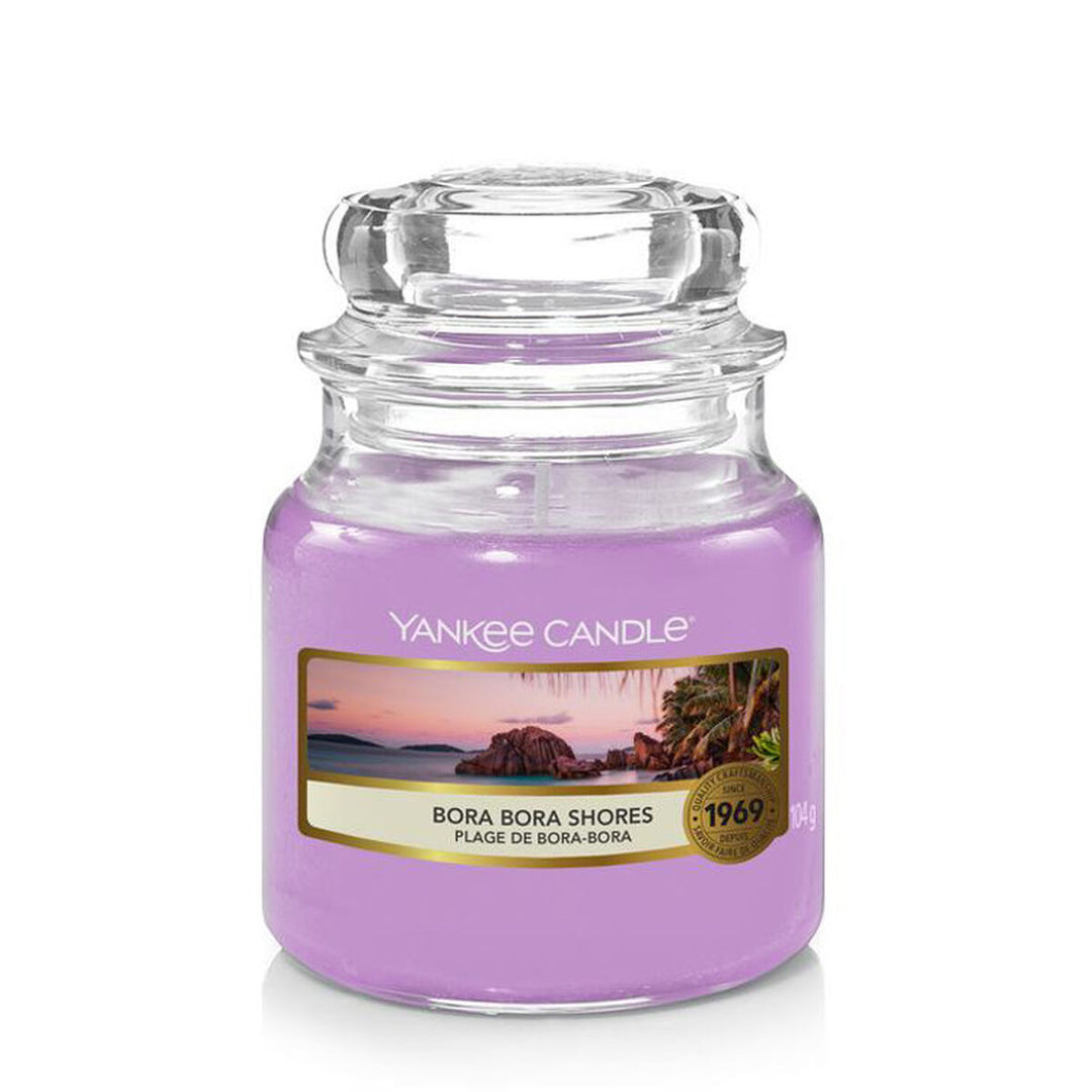 Yankee Candle Exotisk Bora Bora Doftljus 104g - tropisk doftresa med fruktig och blommig blandning.