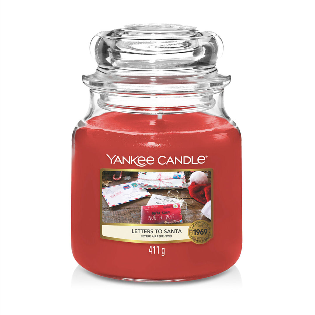 Yankee Candle Letters to Santa - Juliga dofter 411 g. Magiskt doftljus med toner av gran, kryddnejli